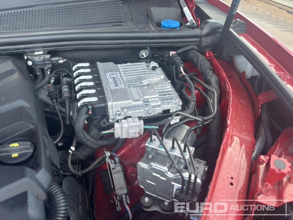SUV 2023 Volkswagen Touareg V6 TDI: picture 14