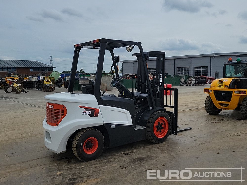 2024 Bobcat D30NX - Forklift: picture 5 2024 Bobcat D30NX - Forklift: picture 5