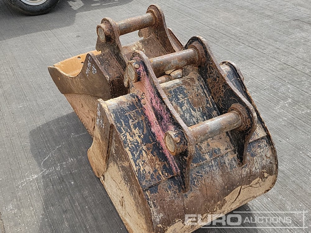 Bucket 24", 18" Digging Bucket 60mm Pin to suit 10 Ton Excavator: picture 13
