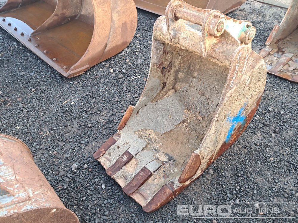 24" Strickland Digging Bucket 50mm Pin to suit 6-8 Ton Excavator - Bucket: picture 2 24" Strickland Digging Bucket 50mm Pin to suit 6-8 Ton Excavator - Bucket: picture 2