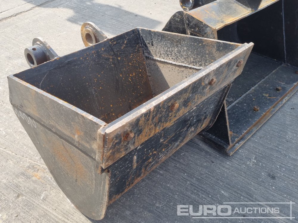 Bucket 36", 24" Digging Bucket 50-60mm Pin to suit 6-10 Ton Excavator: picture 14
