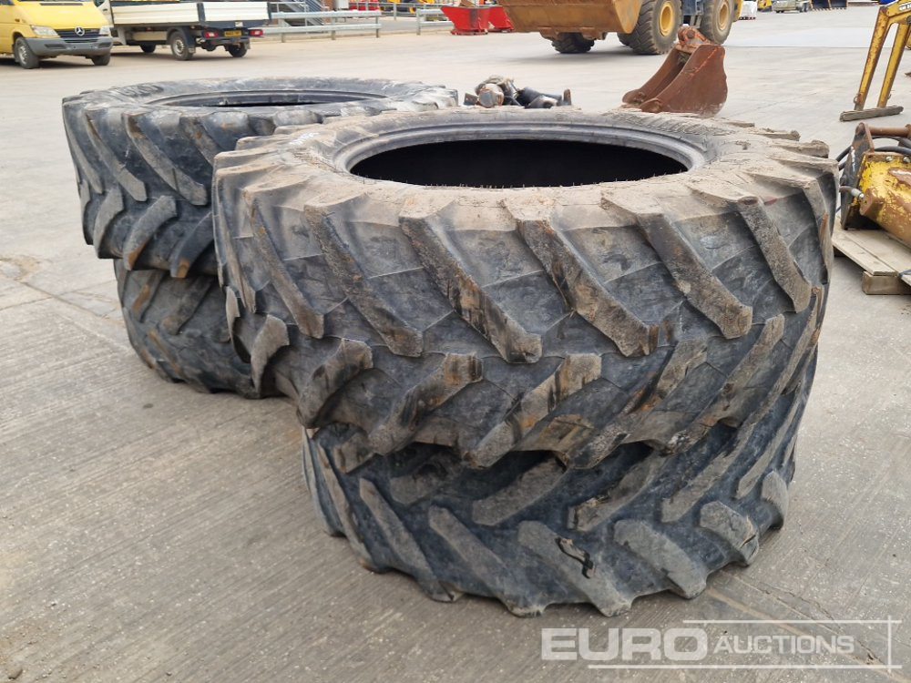 540/65R34 Tyre (4 of) - Tire: picture 2 540/65R34 Tyre (4 of) - Tire: picture 2