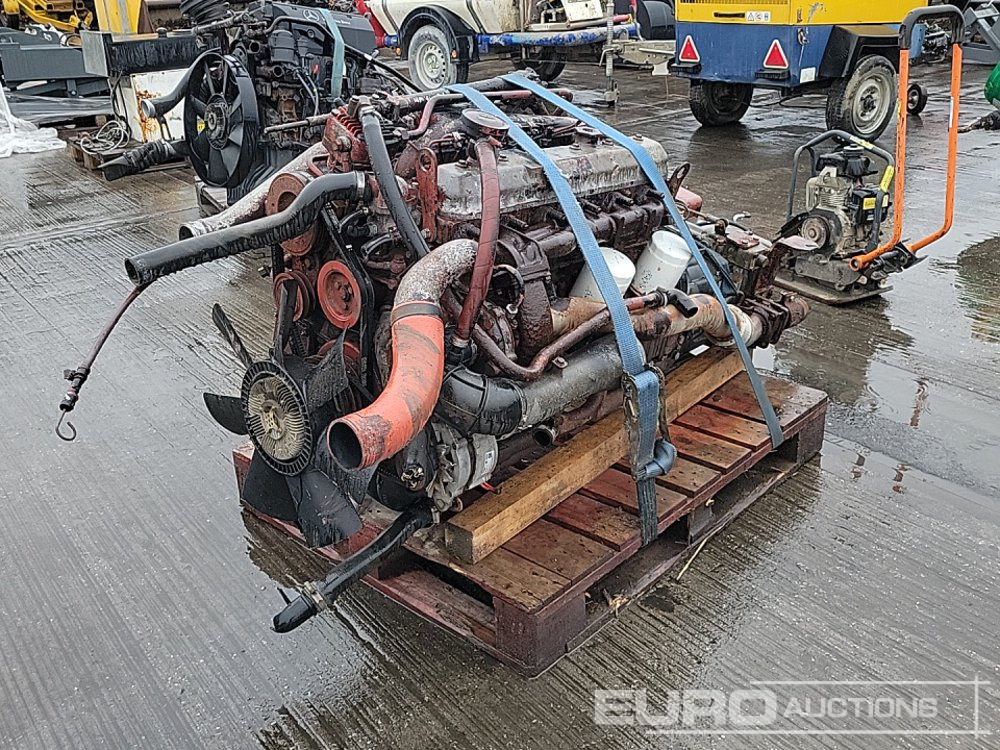 6 Cylinder Engine, Gearbox - Engine: picture 1 6 Cylinder Engine, Gearbox - Engine: picture 1