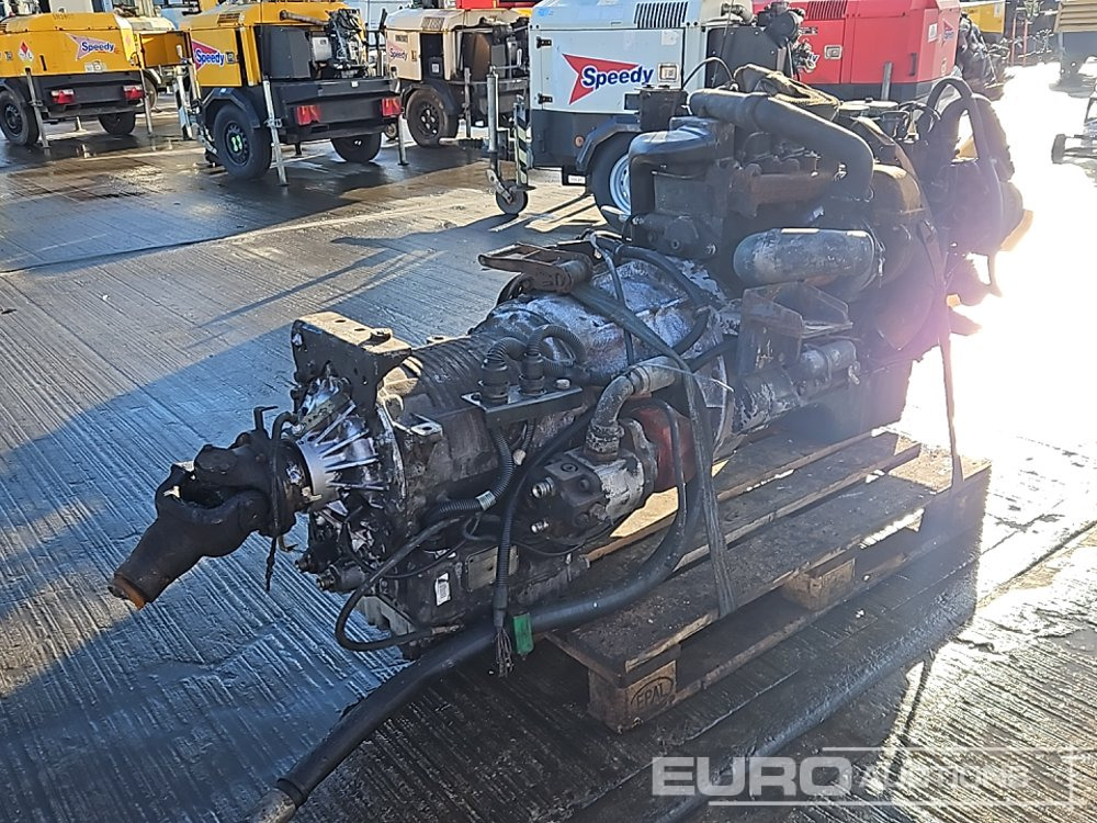 6 Cylinder Engine, Gearbox - Engine: picture 1 6 Cylinder Engine, Gearbox - Engine: picture 1