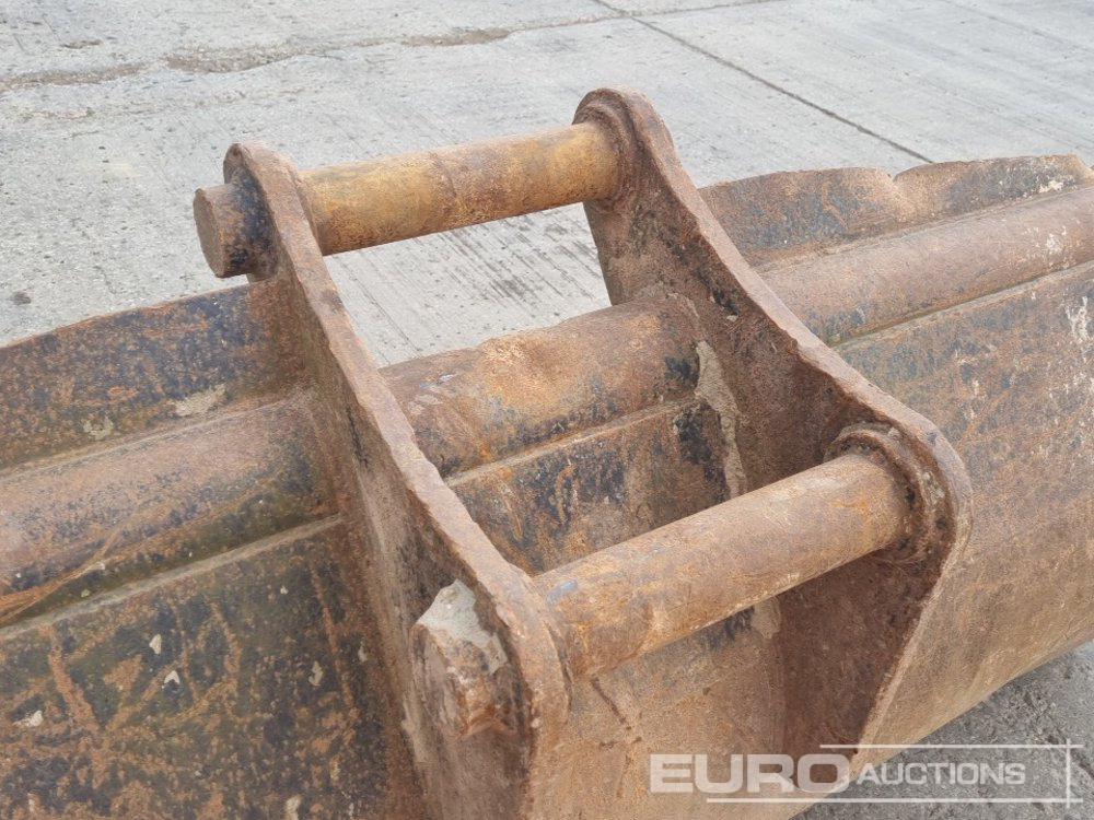 Bucket 84" Ditching Bucket 80mm Pin to suit 20 Ton Excavator: picture 12