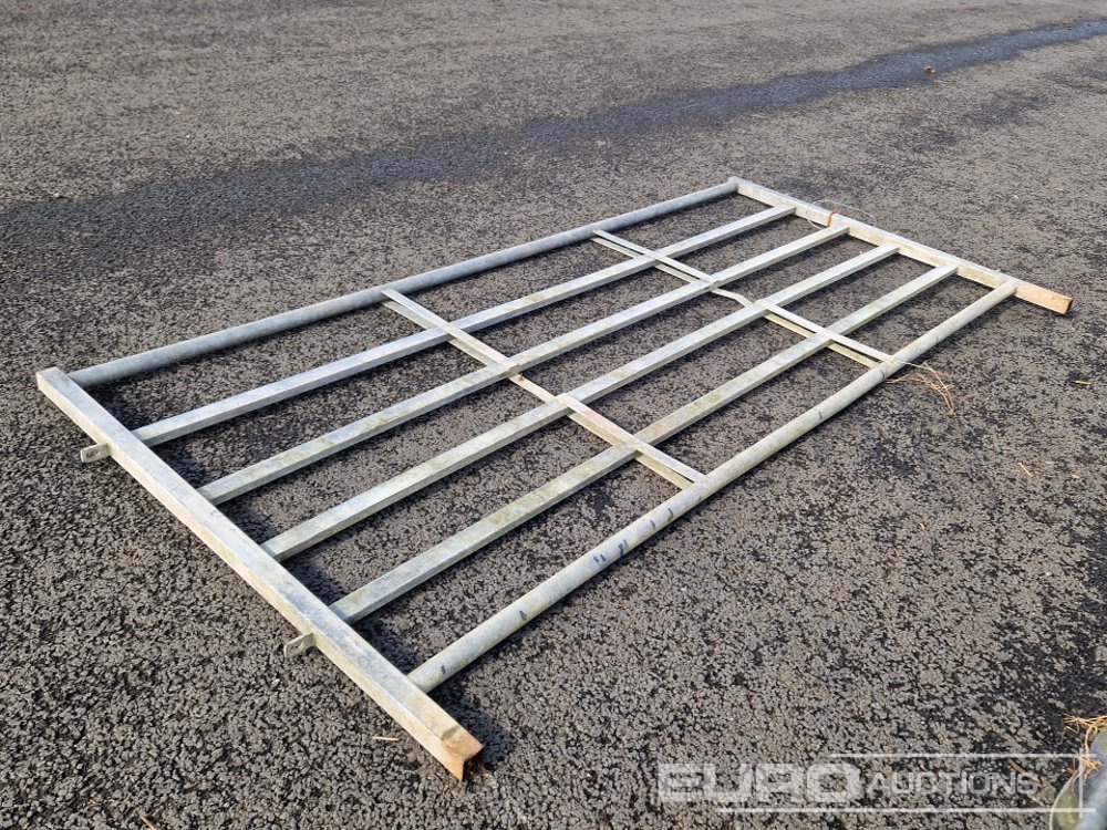 10' Galvanised Pen Gate - Agricultural machinery: picture 2 10' Galvanised Pen Gate - Agricultural machinery: picture 2
