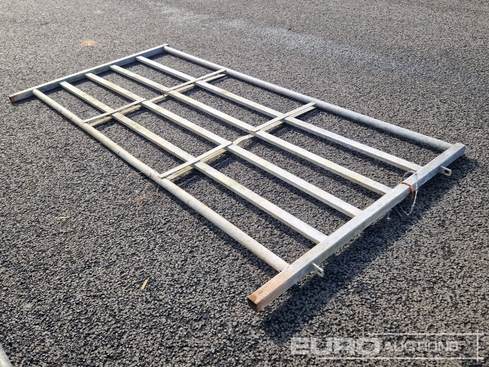 10' Galvanised Pen Gate - Agricultural machinery: picture 3 10' Galvanised Pen Gate - Agricultural machinery: picture 3