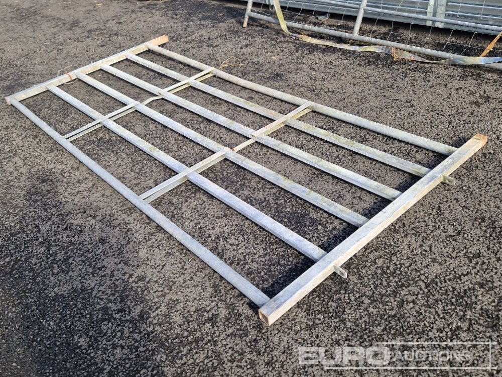 10' Galvanised Pen Gate - Agricultural machinery: picture 5 10' Galvanised Pen Gate - Agricultural machinery: picture 5