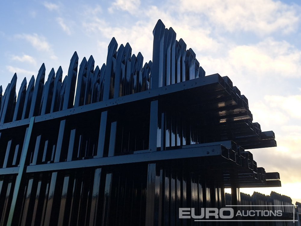 Unused 10' Fencing Panels (20 of) & Posts - Agricultural machinery: picture 5 Unused 10' Fencing Panels (20 of) & Posts - Agricultural machinery: picture 5