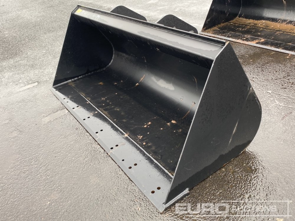 Unused Strickland 90" Loading Bucket to suit Manitou Telehandler - Agricultural machinery: picture 1 Unused Strickland 90" Loading Bucket to suit Manitou Telehandler - Agricultural machinery: picture 1