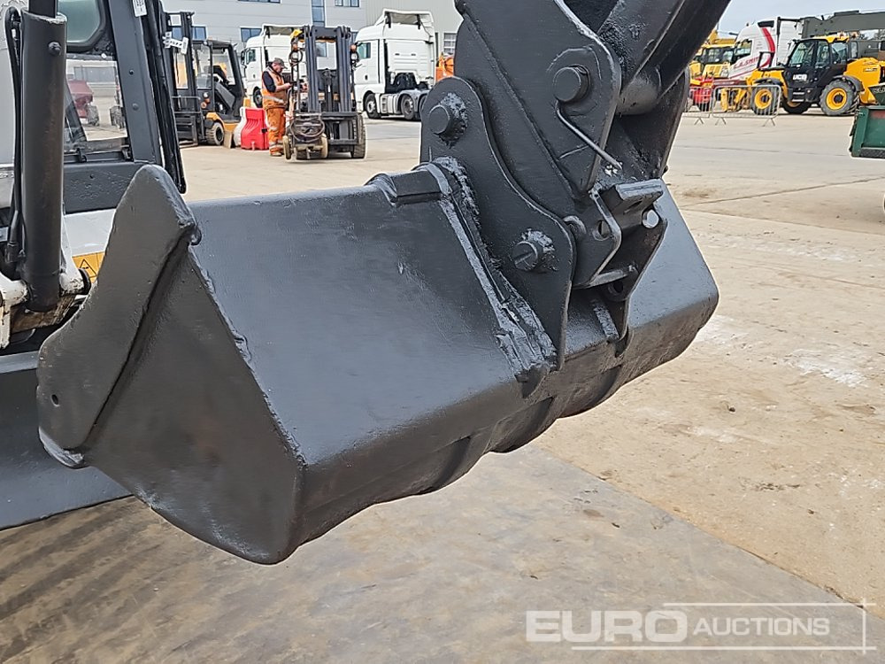 Mini excavator Bobcat 325: picture 27