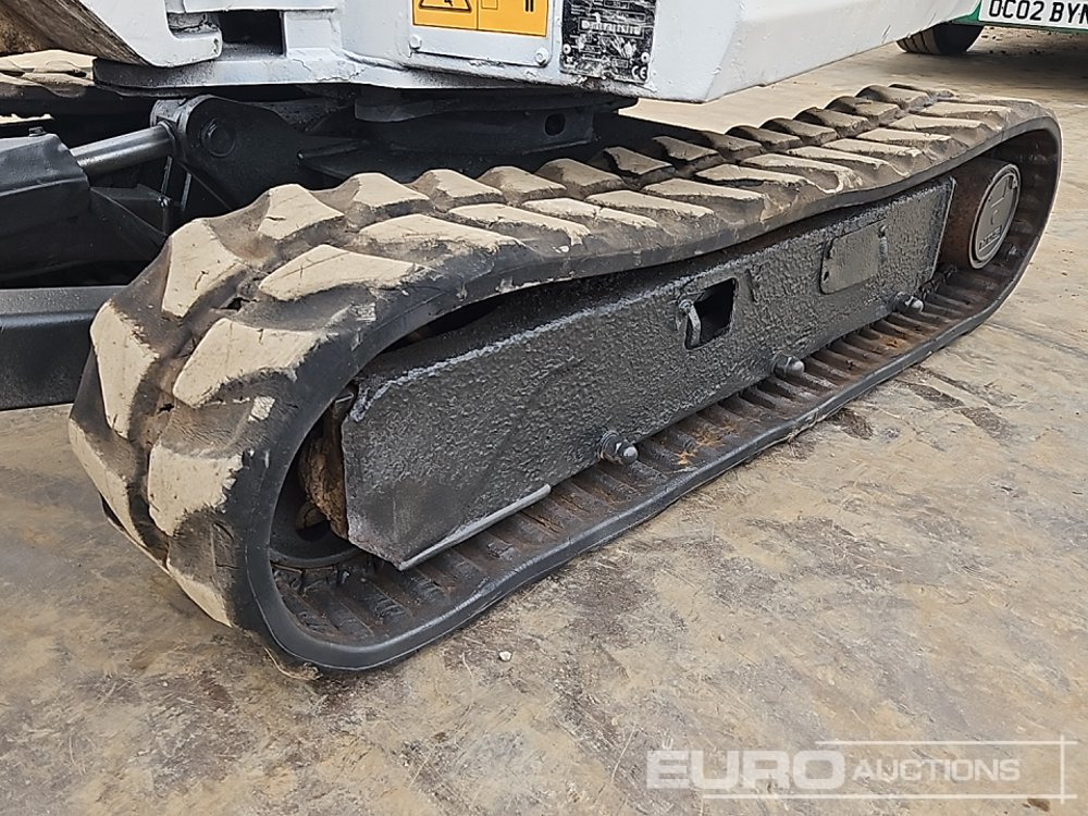 Mini excavator Bobcat 325: picture 9