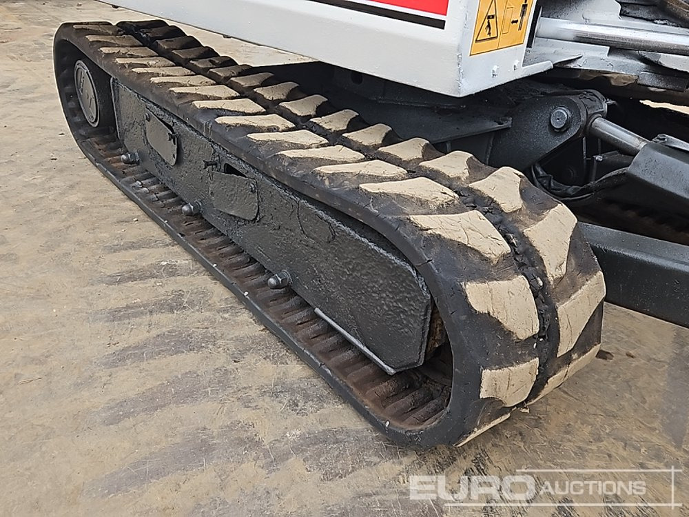 Mini excavator Bobcat 325: picture 15