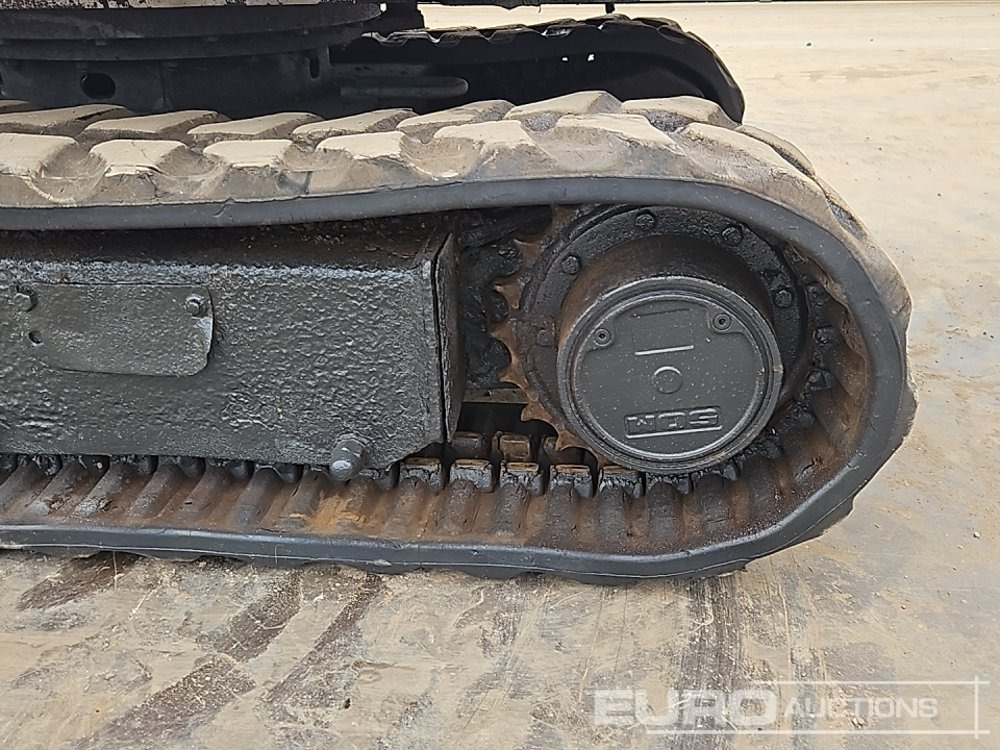 Mini excavator Bobcat 325: picture 12