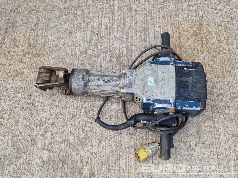 Bosch 110 Volt Breaker - Construction equipment: picture 2 Bosch 110 Volt Breaker - Construction equipment: picture 2
