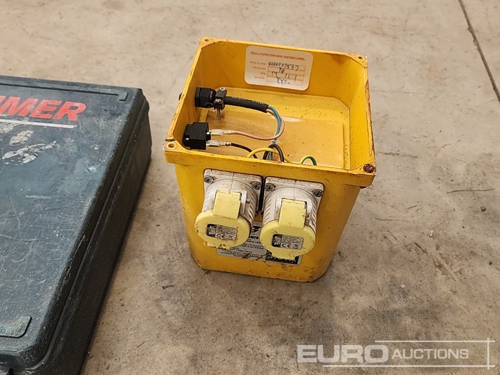 Bosch GBH 4 DFE 110 Volt Multi Drill & 110 Volt Transformer (2 of) (Spares) - Construction equipment: picture 5 Bosch GBH 4 DFE 110 Volt Multi Drill & 110 Volt Transformer (2 of) (Spares) - Construction equipment: picture 5