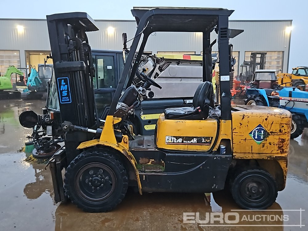 CAT DP35K - Diesel forklift: picture 2 CAT DP35K - Diesel forklift: picture 2