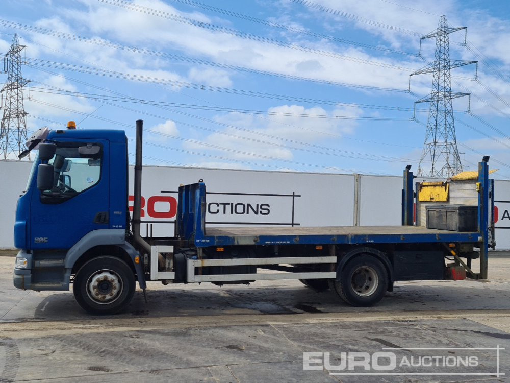 DAF LF55.220 - Box truck: picture 2 DAF LF55.220 - Box truck: picture 2