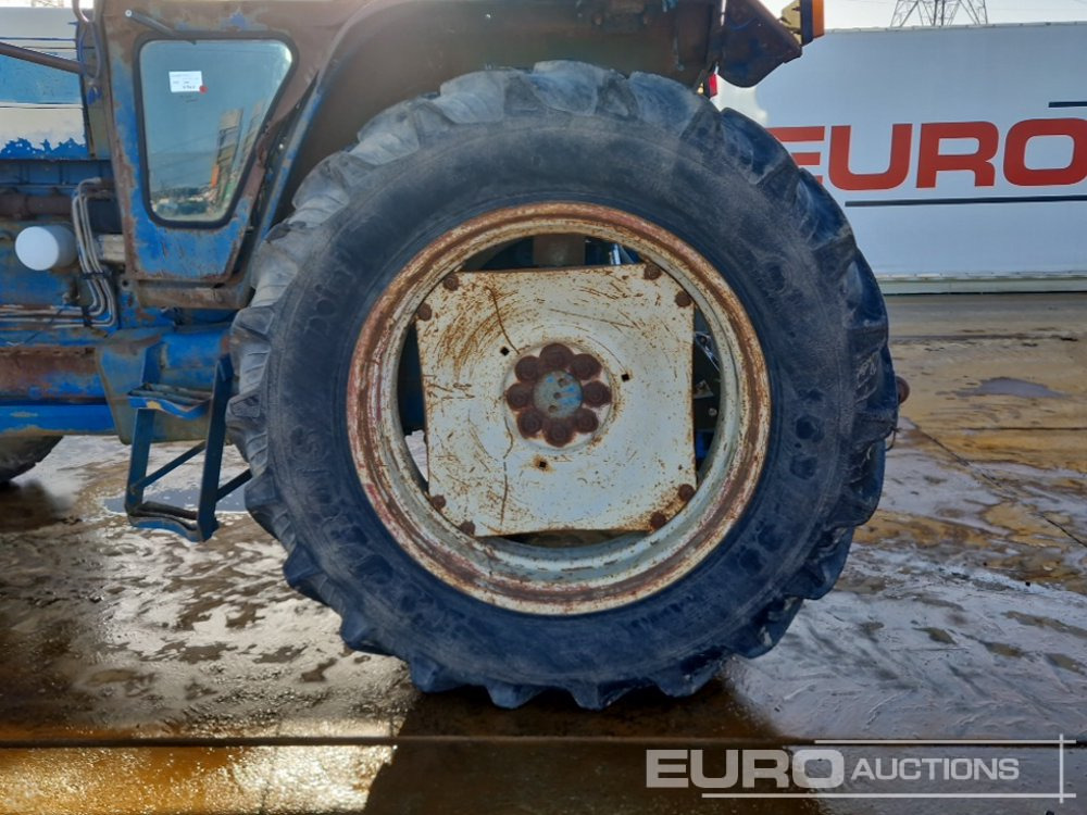 Farm tractor Ford 8210: picture 10