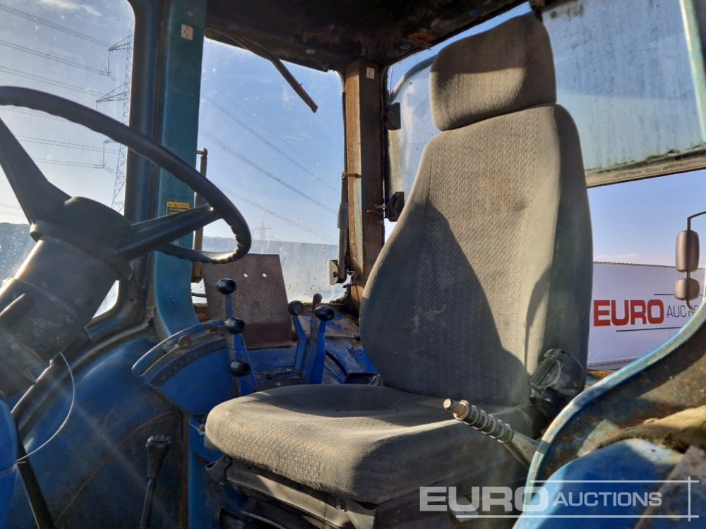 Farm tractor Ford 8210: picture 32