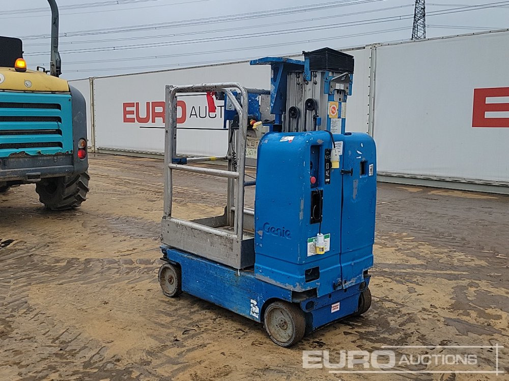Genie GR15 - Aerial platform: picture 3 Genie GR15 - Aerial platform: picture 3