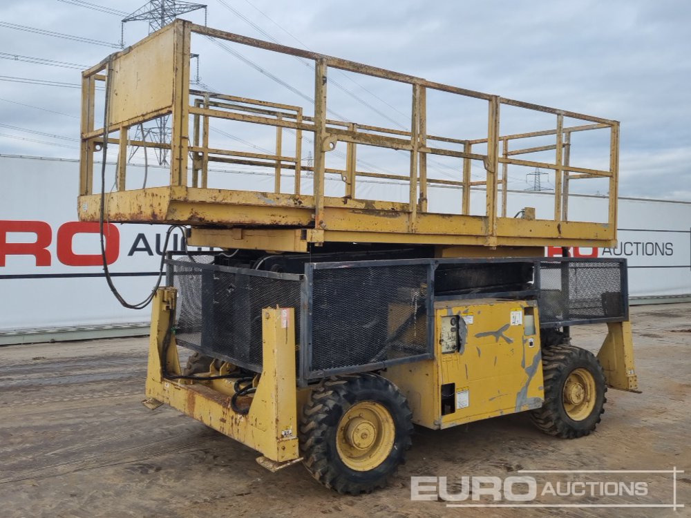 Grove 4x4 Diesel Scissor Lift (Runs, Top Controller Parts Missing) - Aerial platform: picture 1 Grove 4x4 Diesel Scissor Lift (Runs, Top Controller Parts Missing) - Aerial platform: picture 1