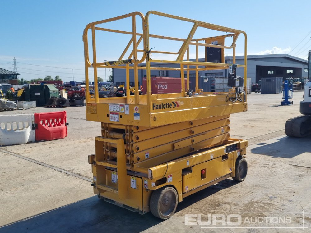 Haulotte Compact 12 - Aerial platform: picture 5 Haulotte Compact 12 - Aerial platform: picture 5