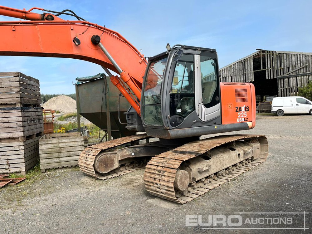 Hitachi ZX225USRLC-3 - Crawler excavator: picture 5 Hitachi ZX225USRLC-3 - Crawler excavator: picture 5