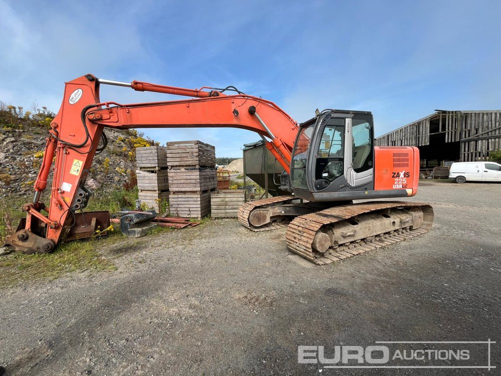 Hitachi ZX225USRLC-3 - Crawler excavator: picture 1 Hitachi ZX225USRLC-3 - Crawler excavator: picture 1