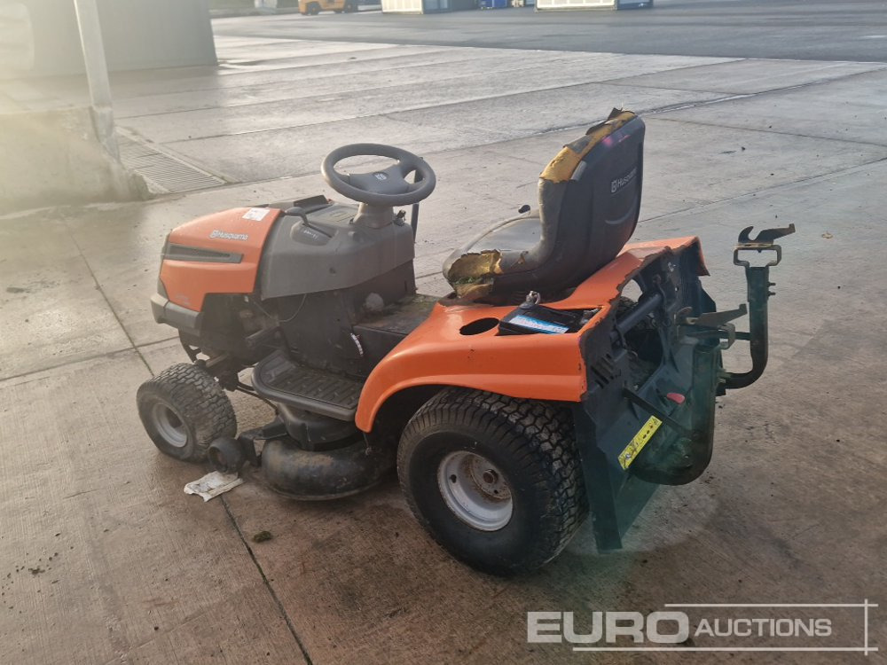 Husqvarna Petrol Ride on Lawnmower (Non Runner) - Garden mower: picture 2 Husqvarna Petrol Ride on Lawnmower (Non Runner) - Garden mower: picture 2