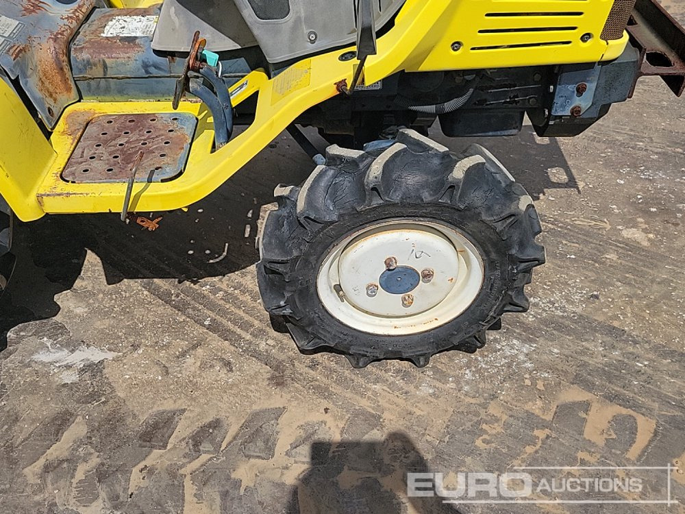 Compact tractor Iseki TC13: picture 12