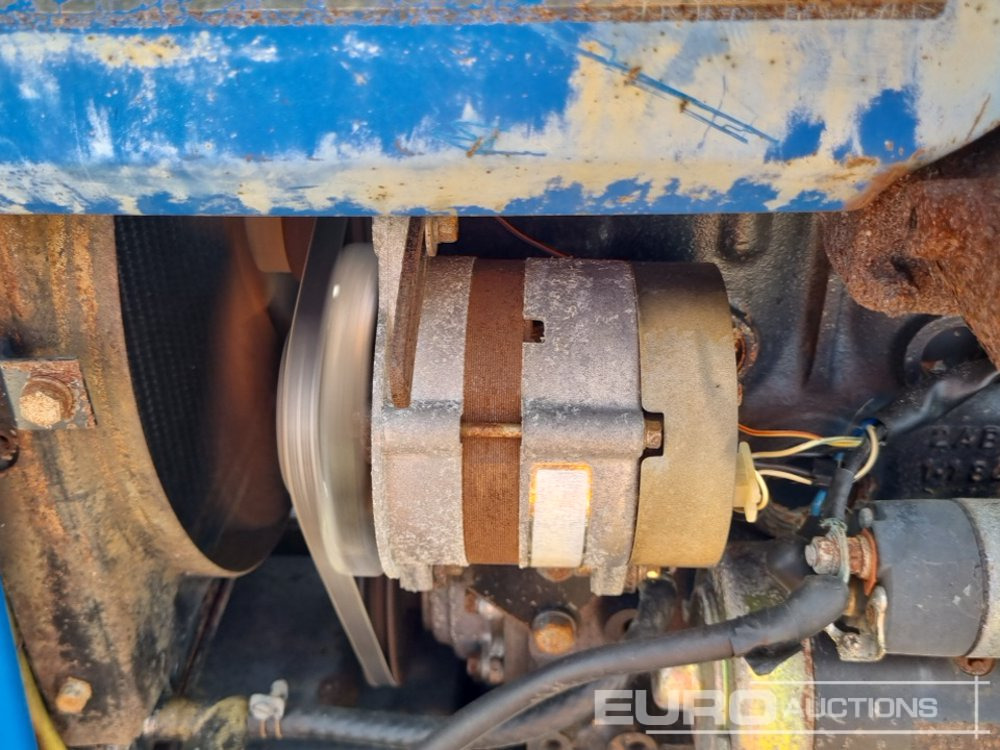 Compact tractor Iseki TS2205: picture 23