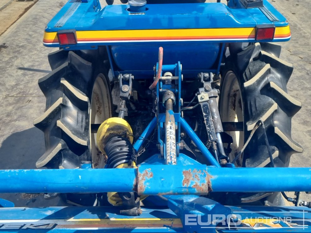 Compact tractor Iseki TU180: picture 13