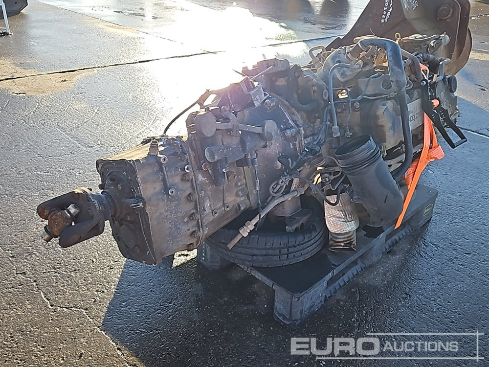 Iveco 6 Cylinder Engine, Gearbox - Engine: picture 1 Iveco 6 Cylinder Engine, Gearbox - Engine: picture 1