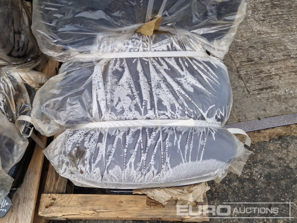 Construction equipment JCB Operator Seat (4 of): picture 16