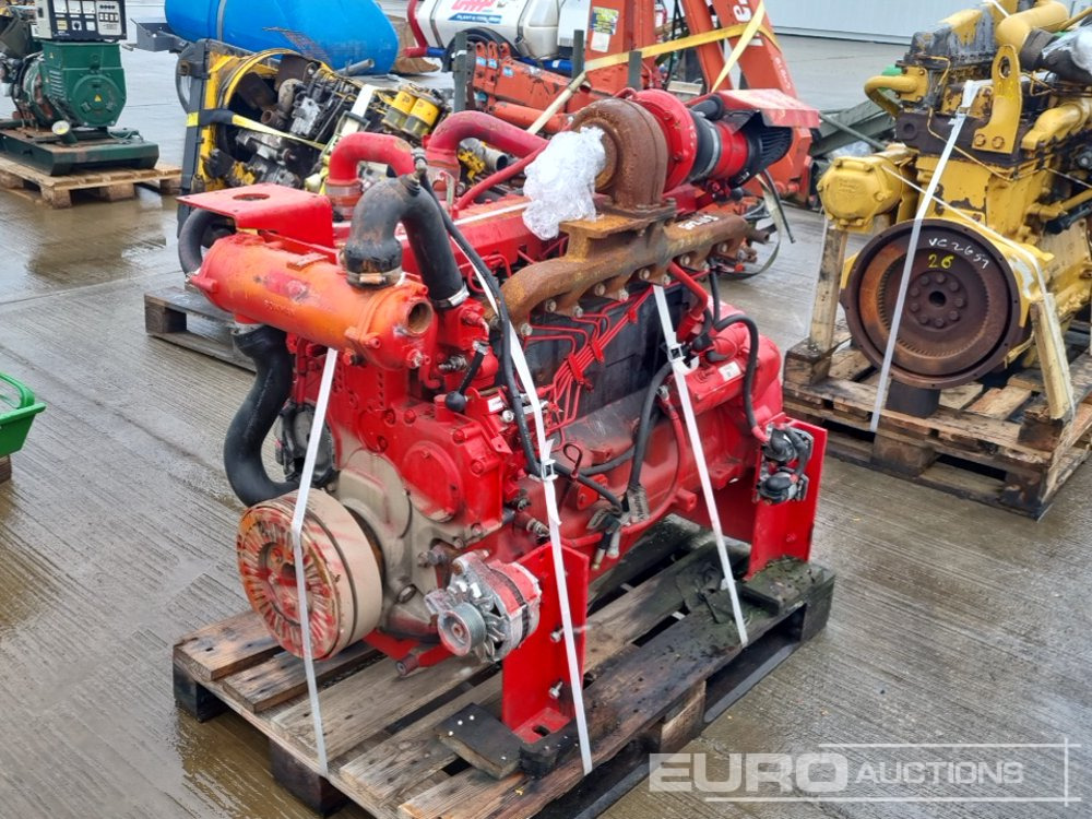 John Deere 6 Cylinder Engine - Engine: picture 1 John Deere 6 Cylinder Engine - Engine: picture 1