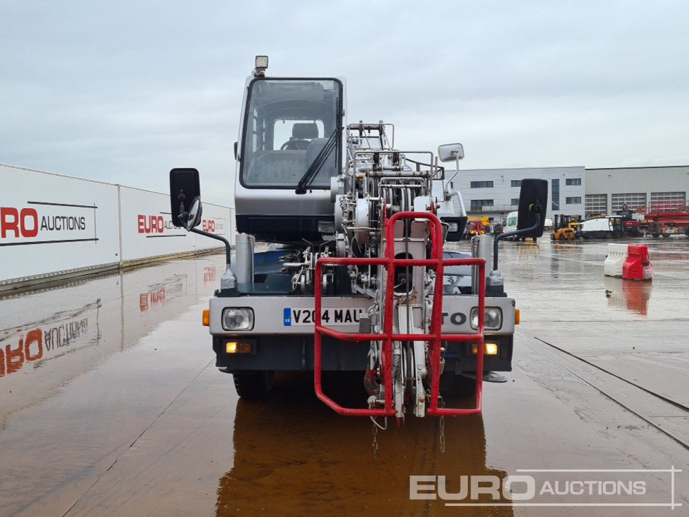 Mobile crane Kato CR100: picture 8 Mobile crane Kato CR100: picture 8