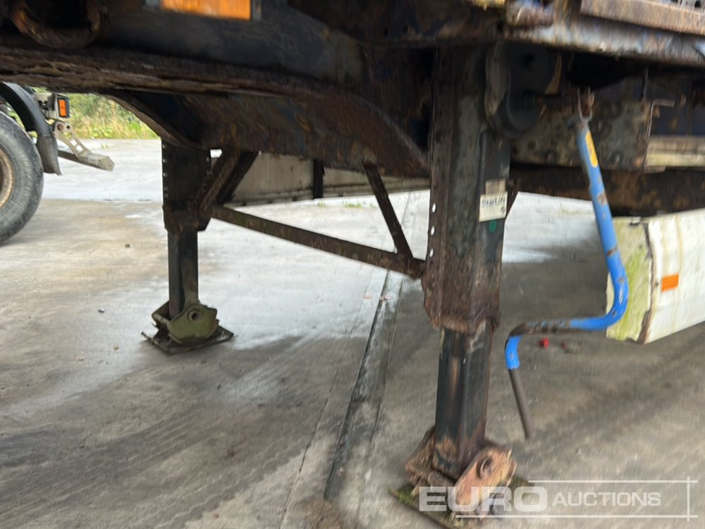 Dropside/ Flatbed semi-trailer Krone SDP27: picture 7 Dropside/ Flatbed semi-trailer Krone SDP27: picture 7