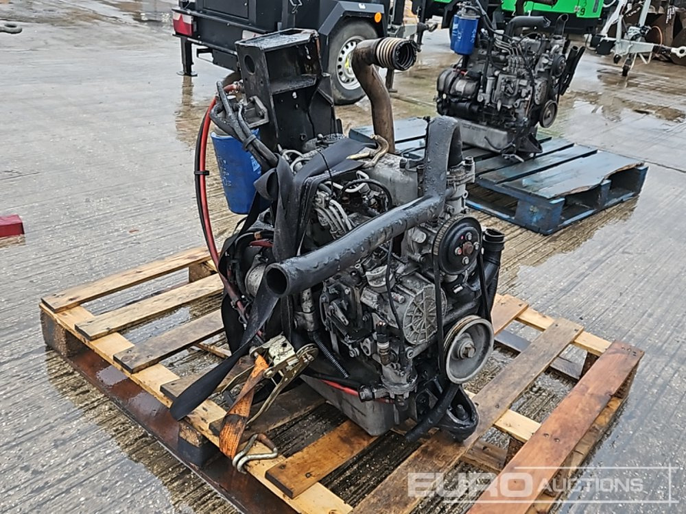 Kubota 4 Cylinder Engine - Engine: picture 1 Kubota 4 Cylinder Engine - Engine: picture 1