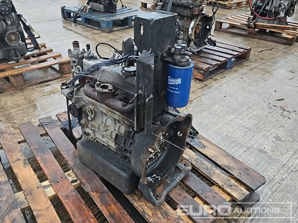 Kubota 4 Cylinder Engine - Engine: picture 5 Kubota 4 Cylinder Engine - Engine: picture 5