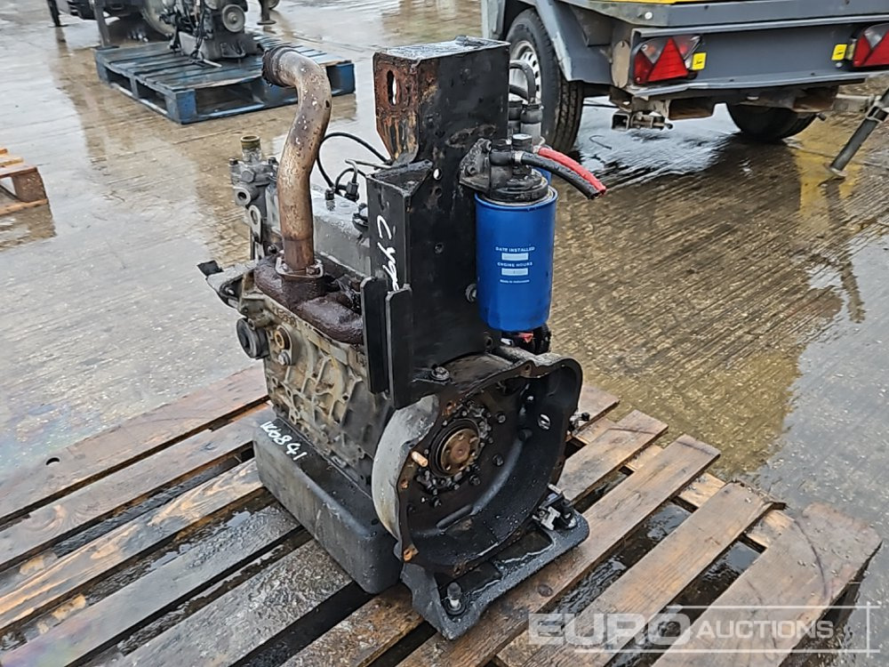 Kubota 4 Cylinder Engine - Engine: picture 5 Kubota 4 Cylinder Engine - Engine: picture 5