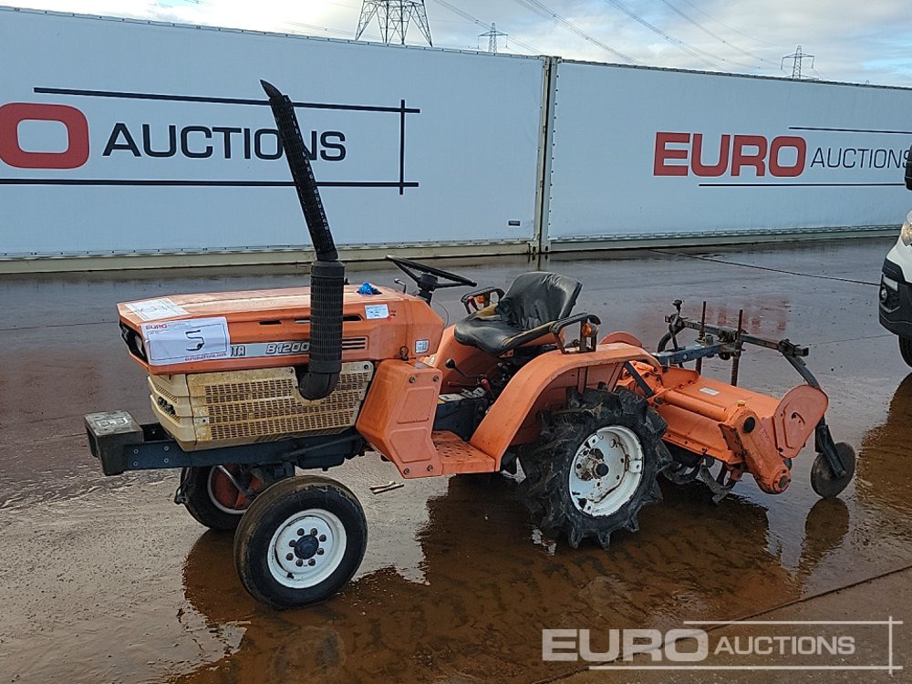 Kubota B1200 - Compact tractor: picture 1 Kubota B1200 - Compact tractor: picture 1