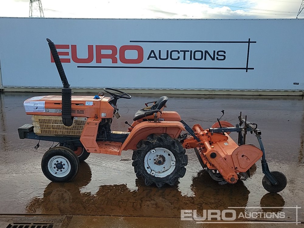 Kubota B1200 - Compact tractor: picture 2 Kubota B1200 - Compact tractor: picture 2