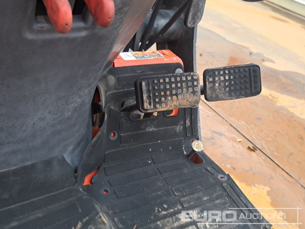 Compact tractor Kubota GB200: picture 37