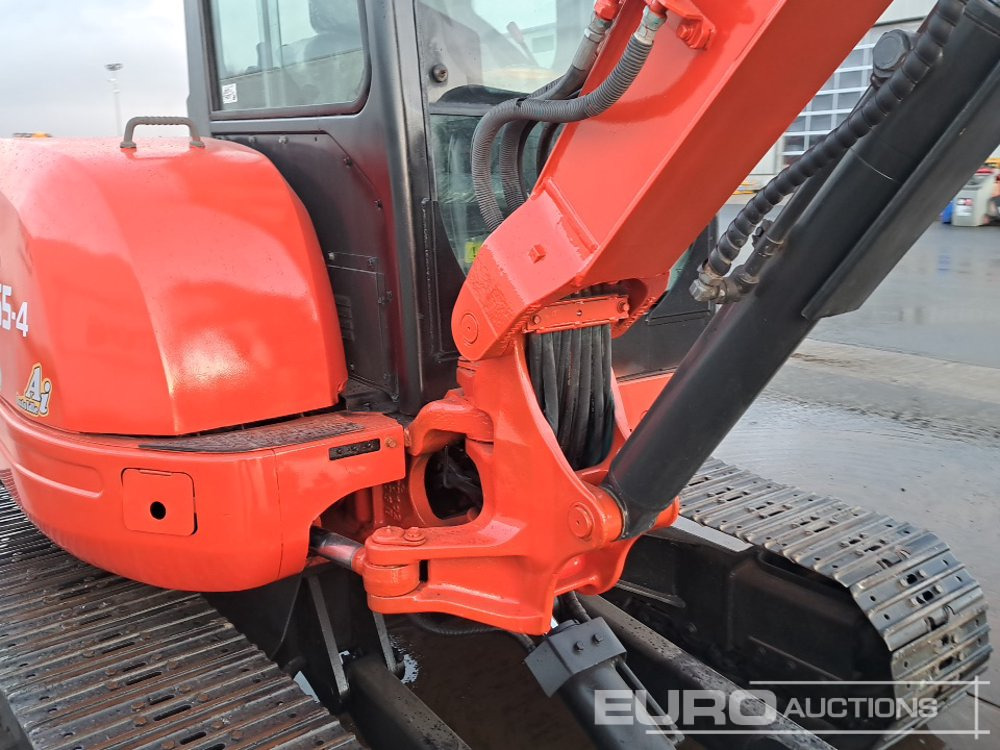 Mini excavator Kubota U55-4: picture 15