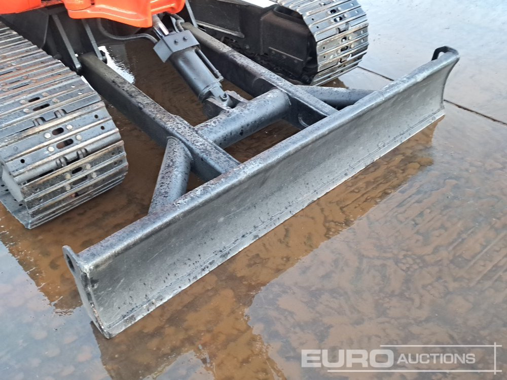 Mini excavator Kubota U55-4: picture 13