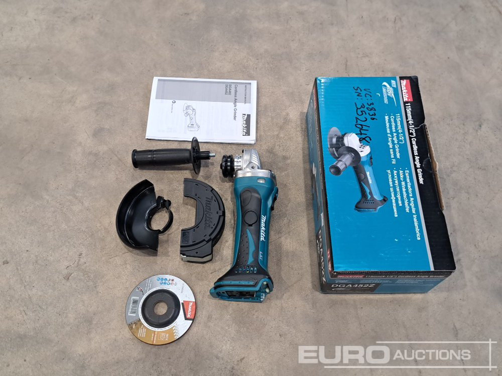 Makita Cordless Angle Grinder - Workshop equipment: picture 2 Makita Cordless Angle Grinder - Workshop equipment: picture 2