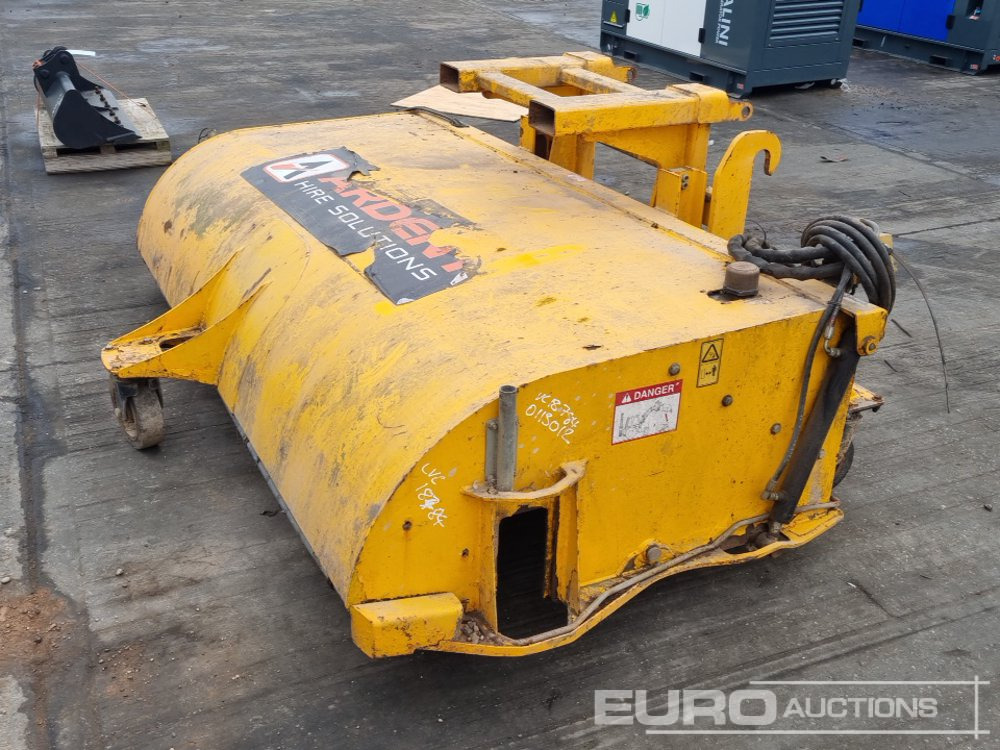 2018 JCB SC240 - Material handling equipment: picture 1 2018 JCB SC240 - Material handling equipment: picture 1
