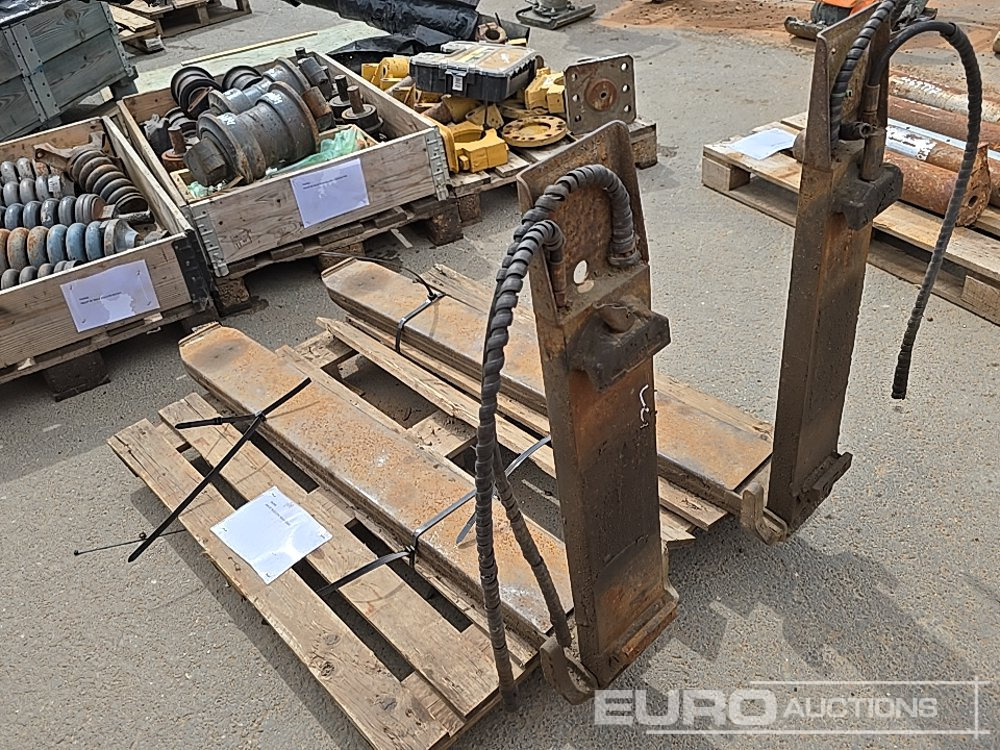 Forks to suit Forklift (2 of) - Material handling equipment: picture 5 Forks to suit Forklift (2 of) - Material handling equipment: picture 5