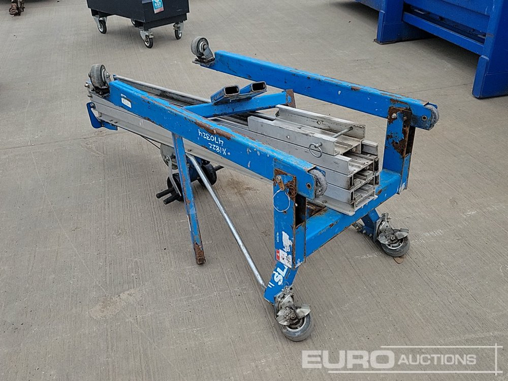 Genie SLA-15 - Material handling equipment: picture 1 Genie SLA-15 - Material handling equipment: picture 1